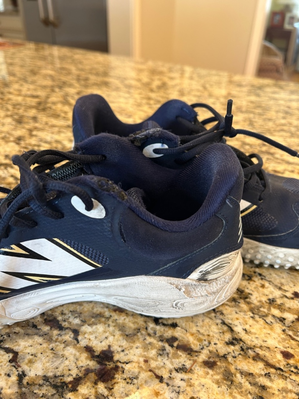 New Balance Men’s Navy and White Athletic Sneakers - Picture 6 of 6